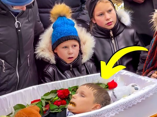 her-brother-was-about-to-be-buried-but-she-saw-something-alarming-&-stops-the-funeral!